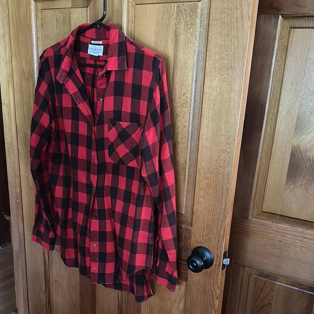 Ralph Lauren Red and Black Checkered Flannel Shirt . Size medium.